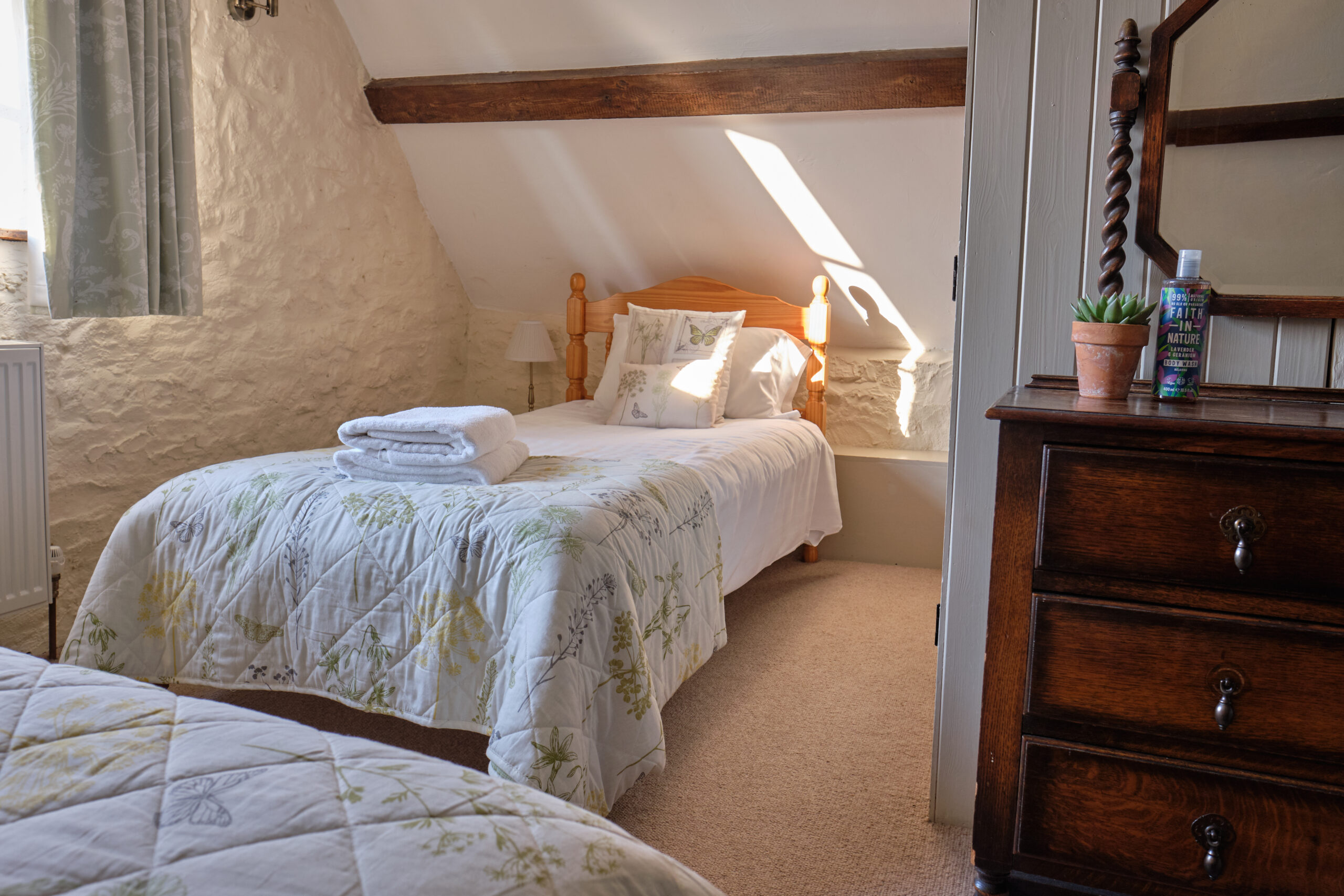 Platinum Healing Retreats in Glastonbury