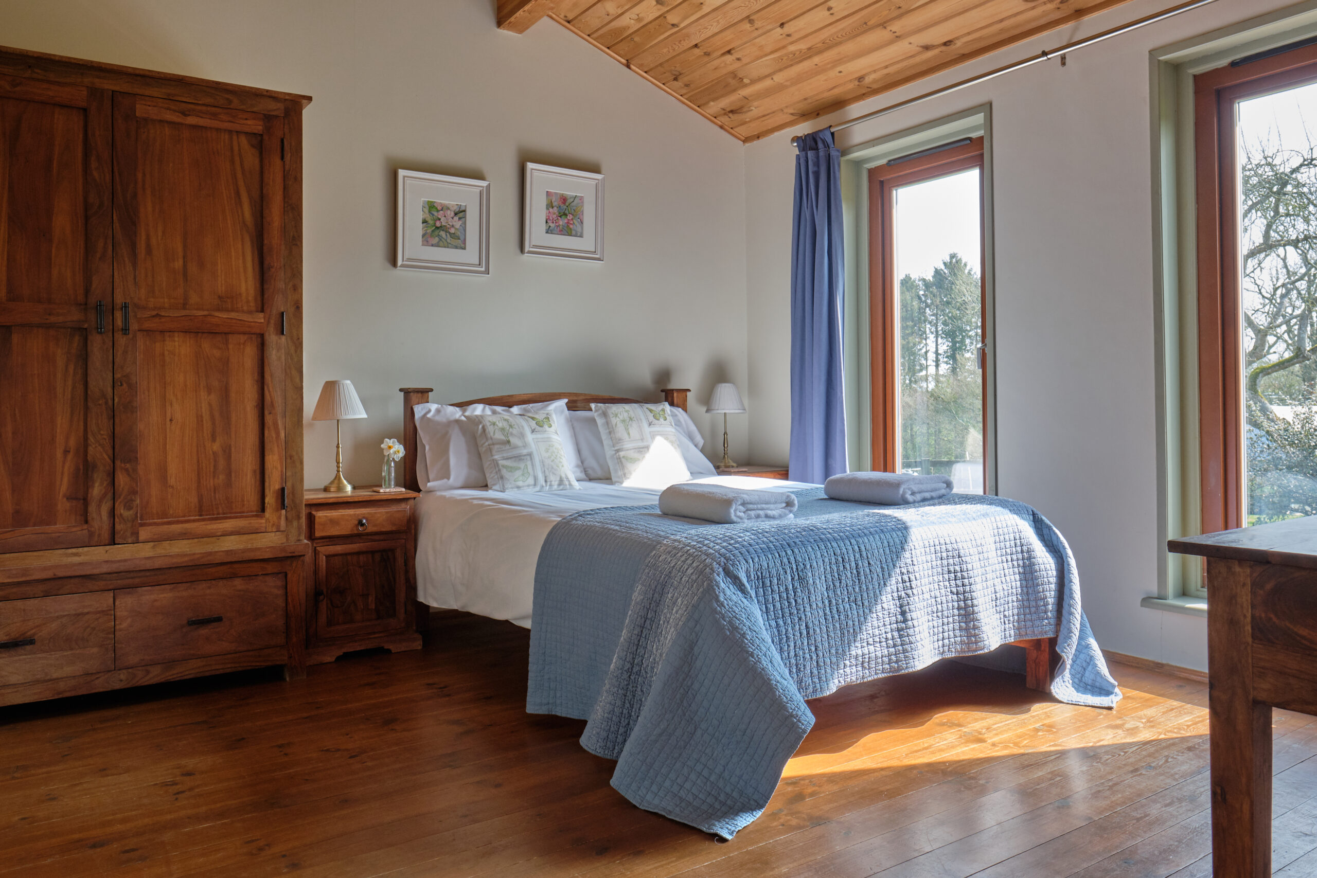 Platinum Healing Retreats in Glastonbury