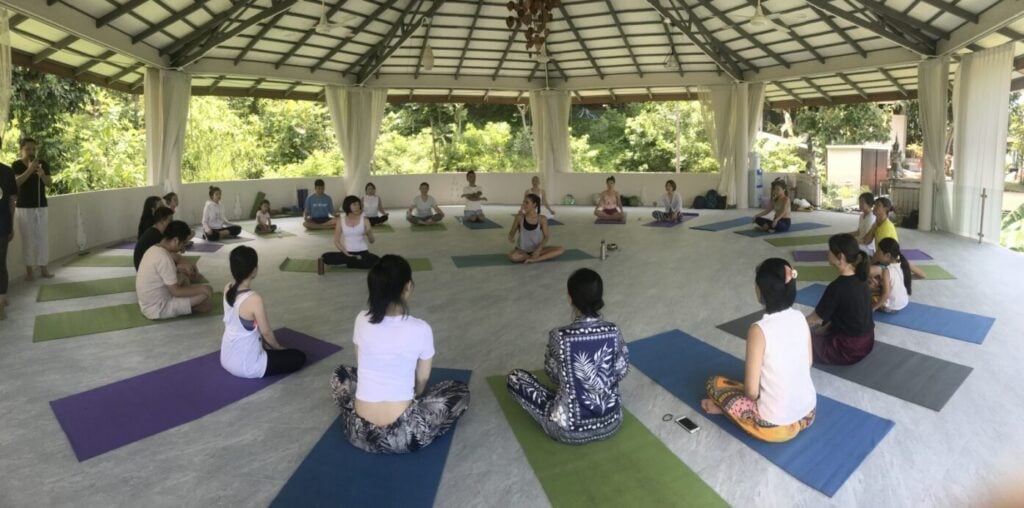 Juice detox and yoga retreat thailand