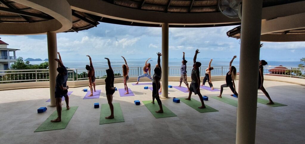 Juice detox and yoga retreat thailand